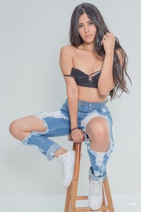 Newest Talent Katie Arias Get Ready Posing Naked